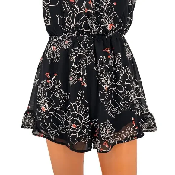 ASTR Black Floral Romper Size Medium Chiffon Boho Dark Romantic Festival Casual - Picture 5 of 16